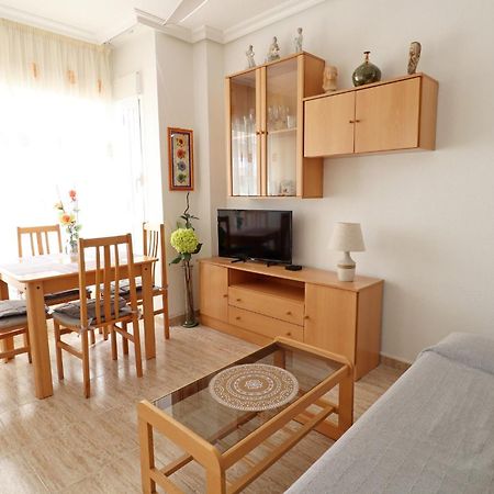Apartament Ricardo La Mata Torrevieja Exterior photo
