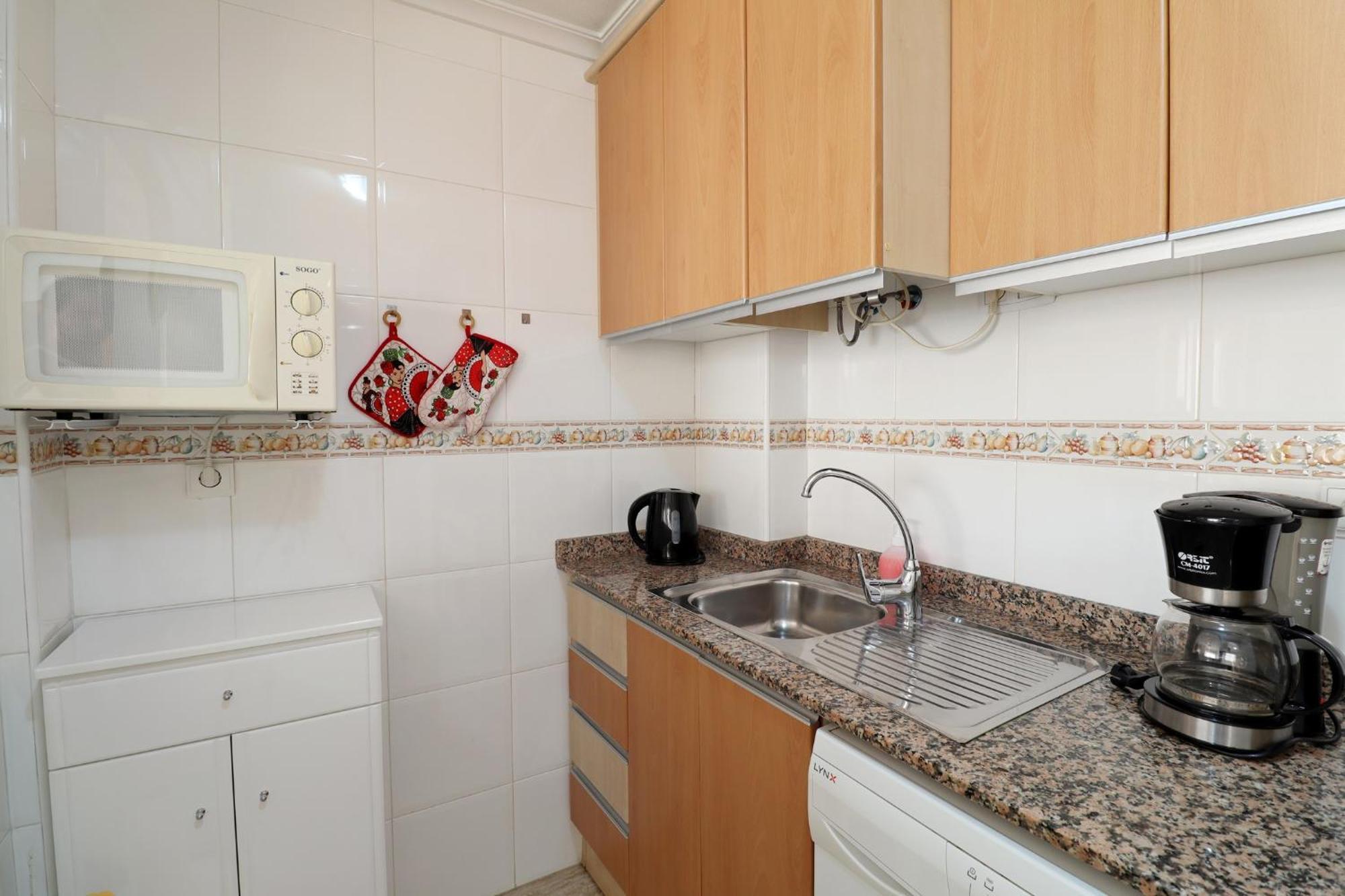 Apartament Ricardo La Mata Torrevieja Exterior photo