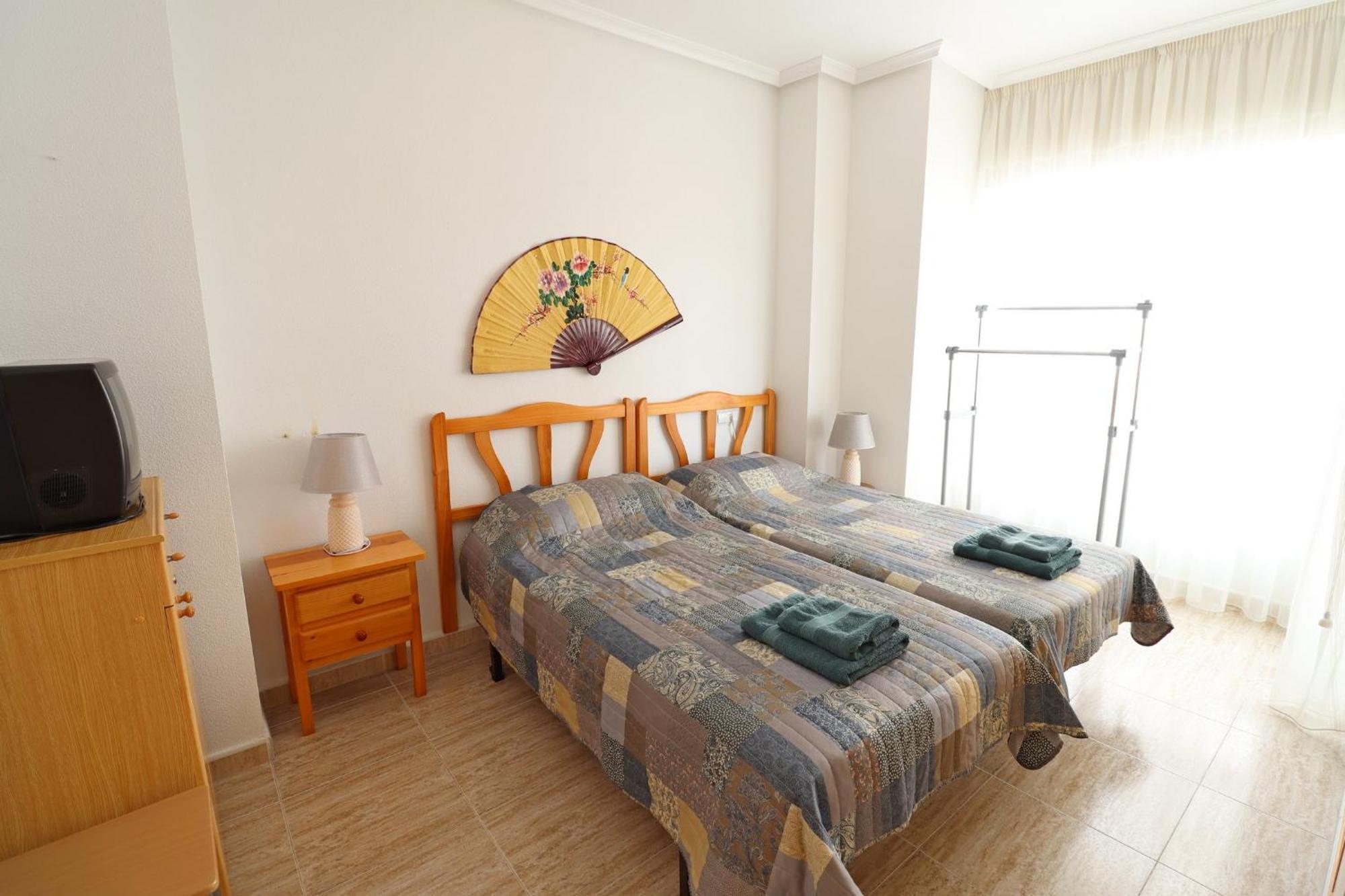 Apartament Ricardo La Mata Torrevieja Exterior photo